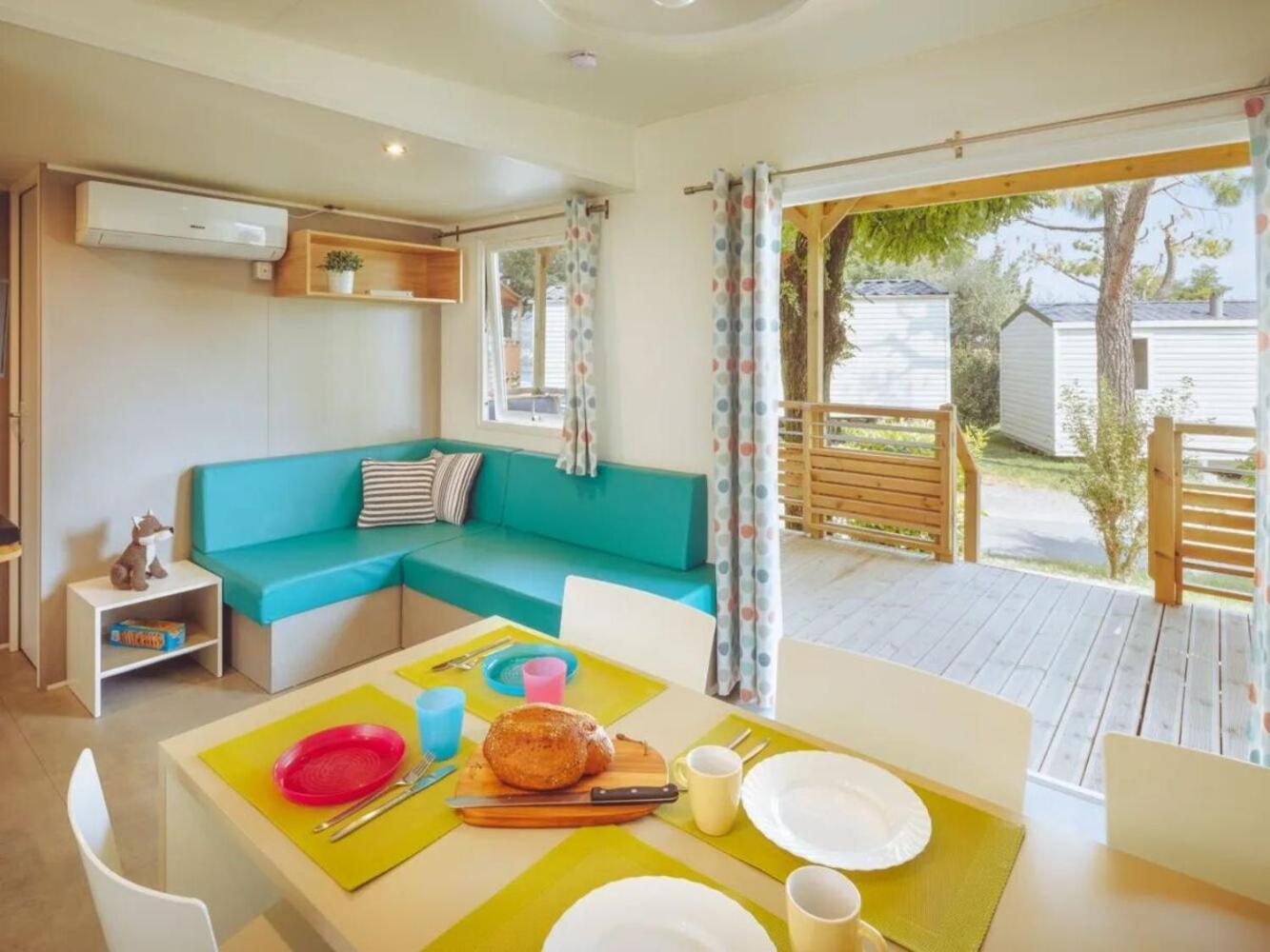 Camping Bi-Village - Roan Valbandon Phòng bức ảnh